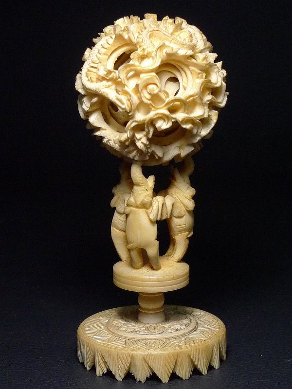 象牙風 緻密彫刻 アンティーク レトロ 彫刻 中国 骨董 - 工芸品