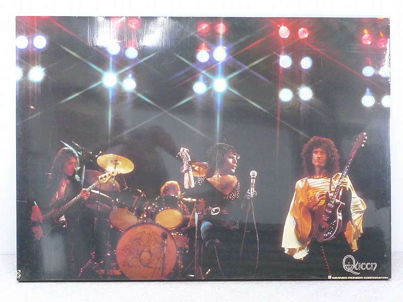 ポップアートフレーム ハーレイ・クイン】Harley Quinn フレームポスター Flam... KUANGGE 壁パッド付き壁パネル  剥がして貼るヘッドボード 布張り壁パネル ツイン、クイーン、キング用 3D 衝突防止壁パネル クィーン　パネルポスター